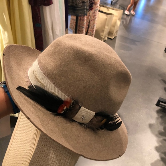 Zadig and Voltaire hat - Picture 2 of 2